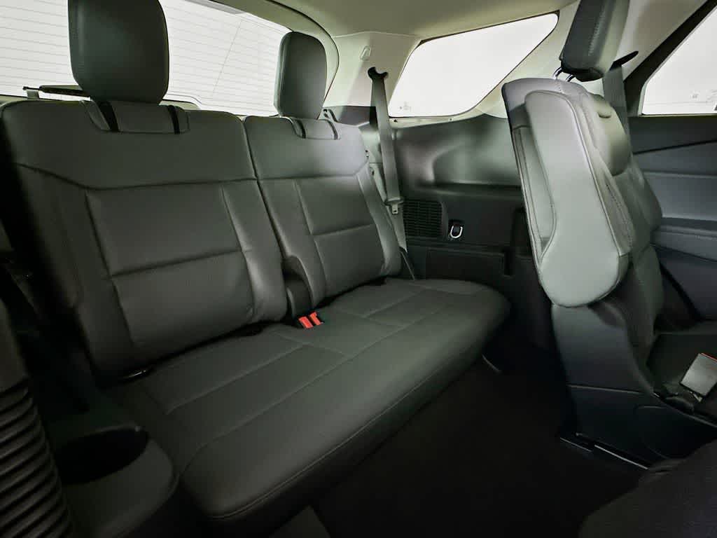 Thumbnail: 2026 Ford Explorer - 31