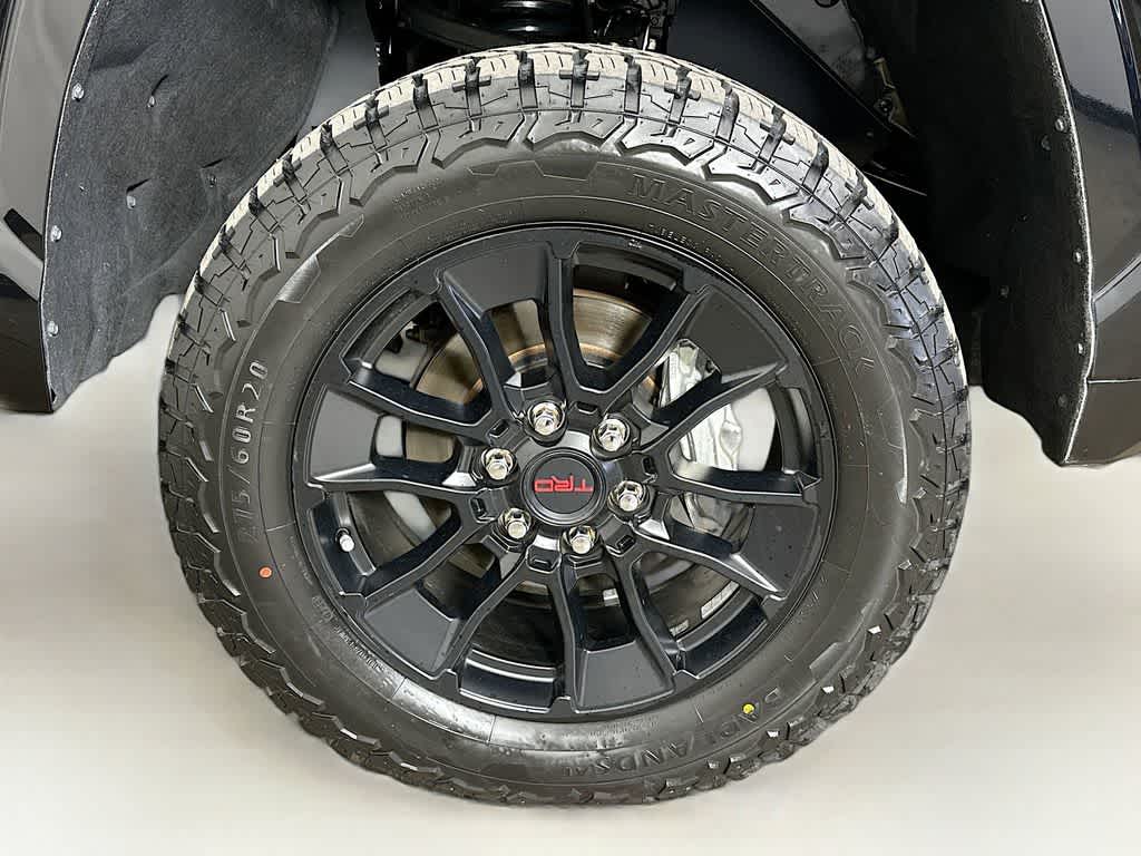 2022 Toyota Tundra SR 8