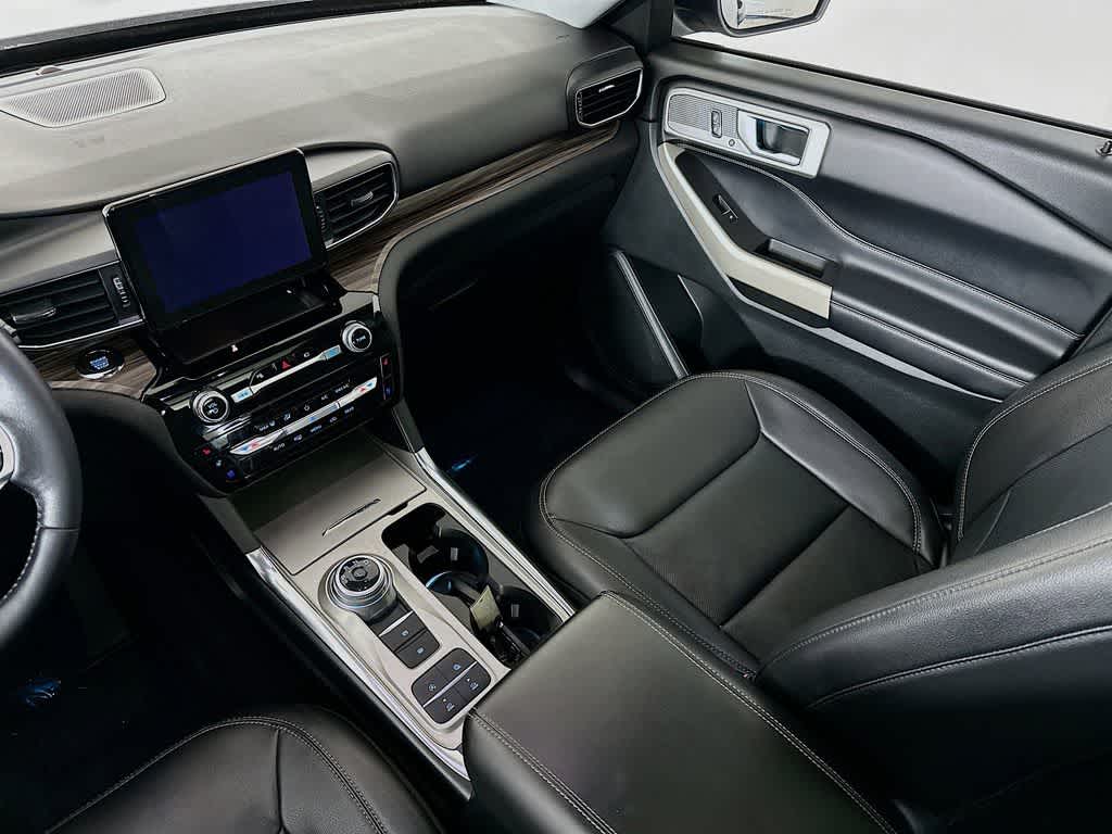 Thumbnail: 2021 Ford Explorer - 10