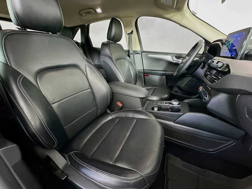 Thumbnail: 2020 Ford Escape - 15