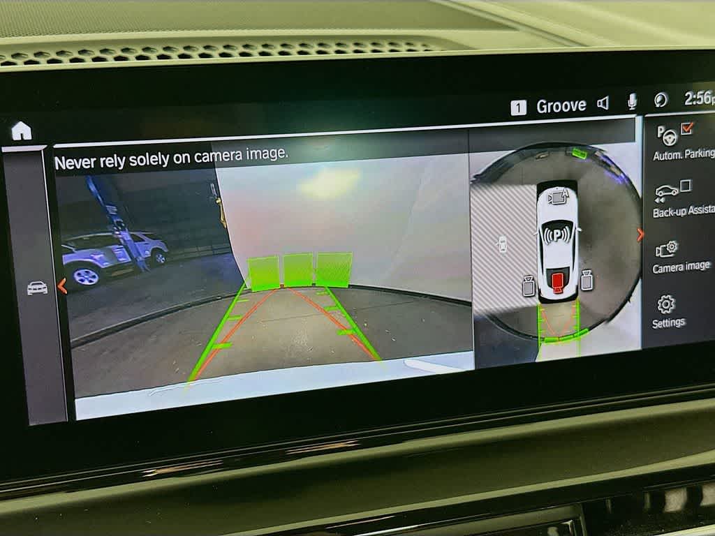 Thumbnail: 2022 BMW 8 Series - 28