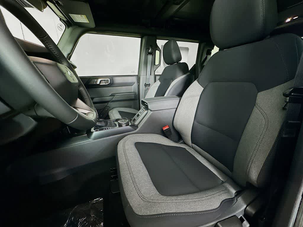 Thumbnail: 2025 Ford Bronco - 12