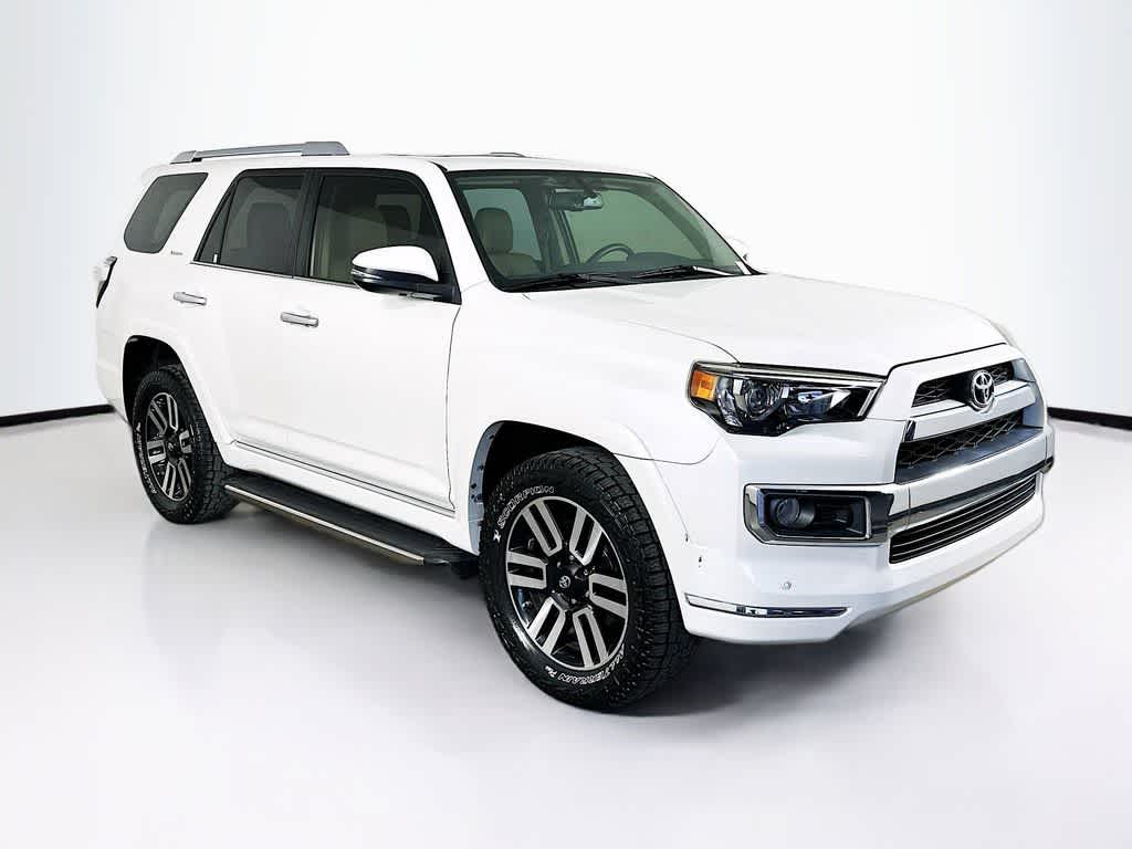 Thumbnail: 2017 Toyota 4Runner - 23