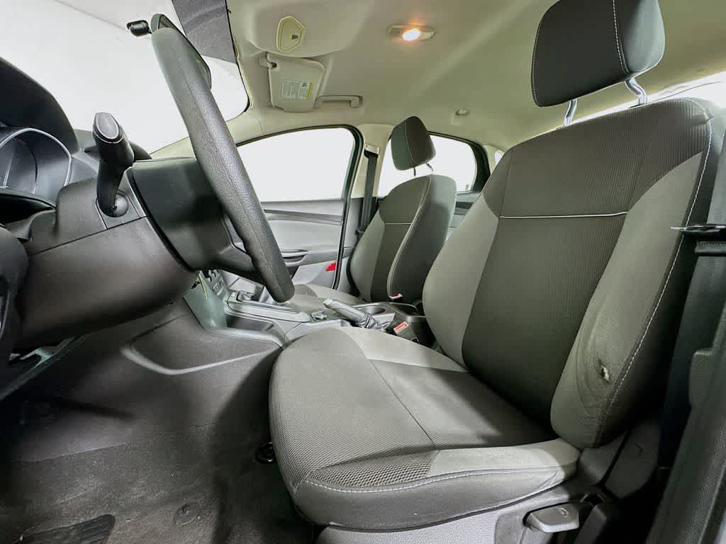 Thumbnail: 2013 Ford Focus - 11