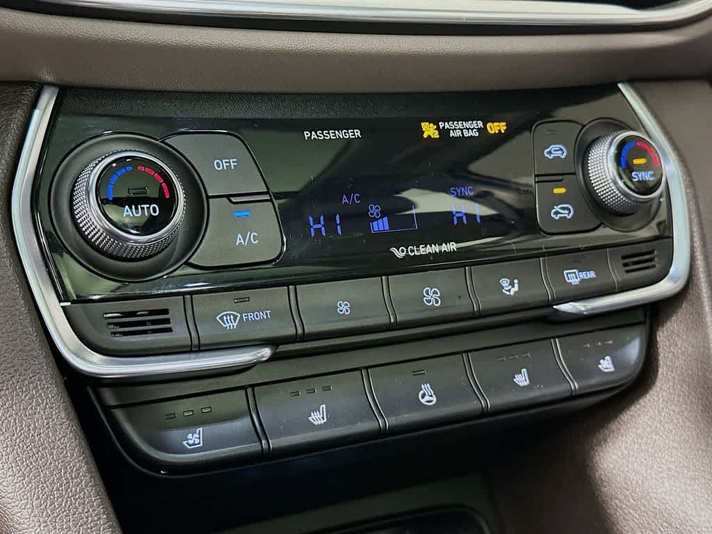 Thumbnail: 2020 Hyundai Santa Fe - 18