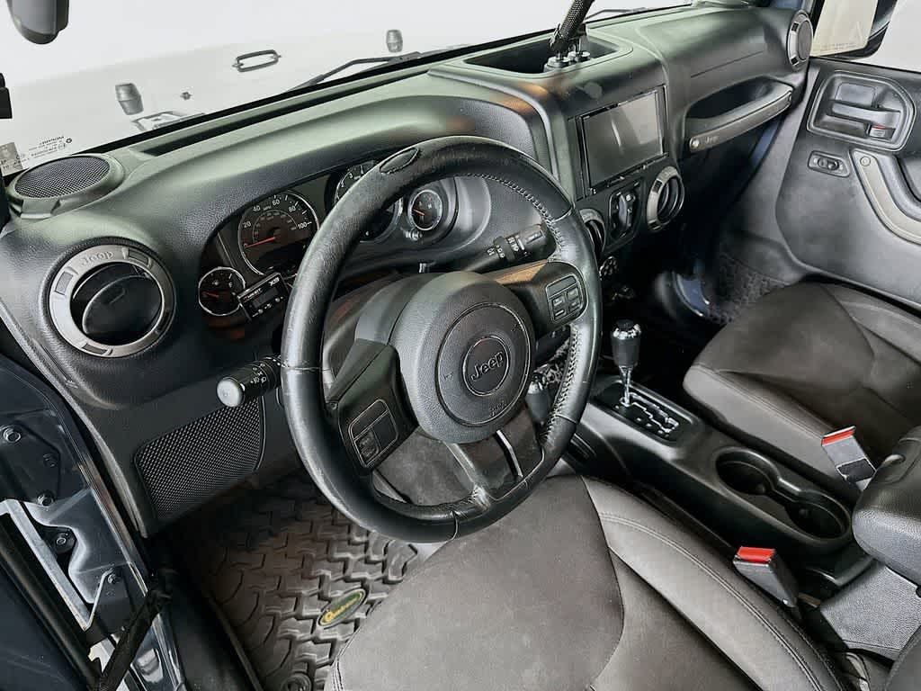 Thumbnail: 2017 Jeep Wrangler - 2