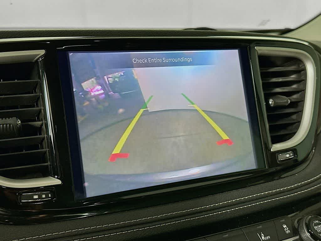 2021 Chrysler Pacifica Touring L 27
