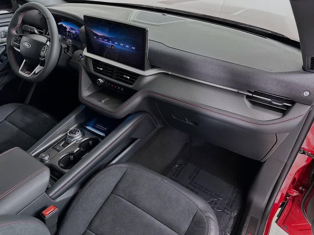 2025 Ford Explorer ST 35