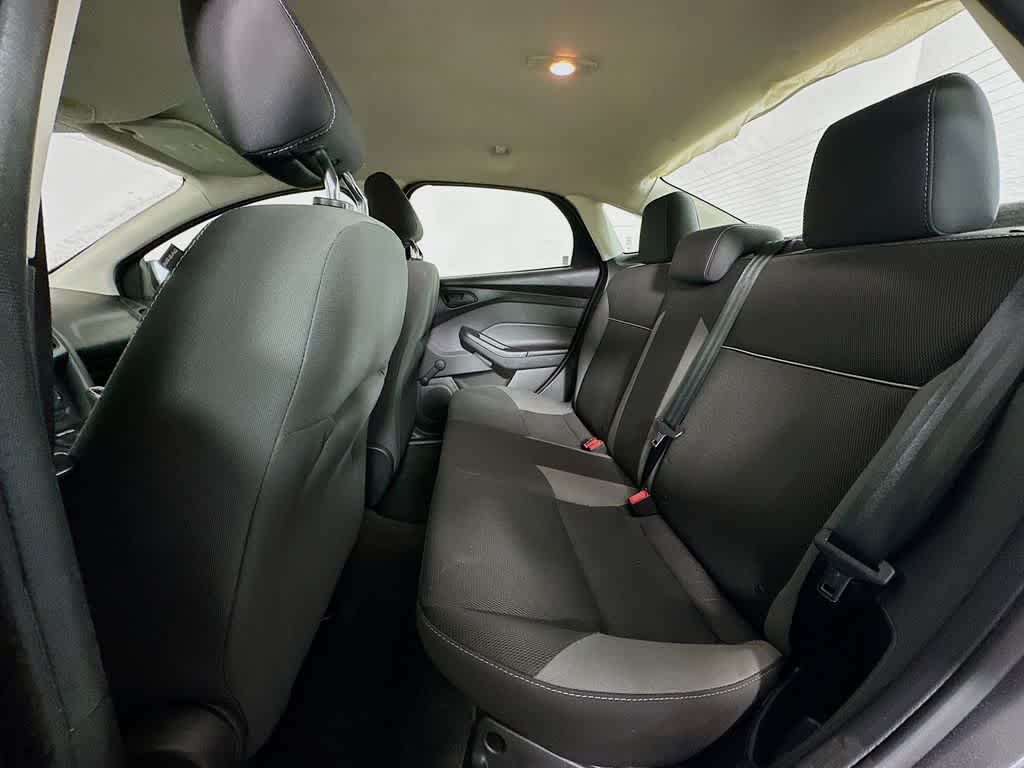 Thumbnail: 2013 Ford Focus - 12