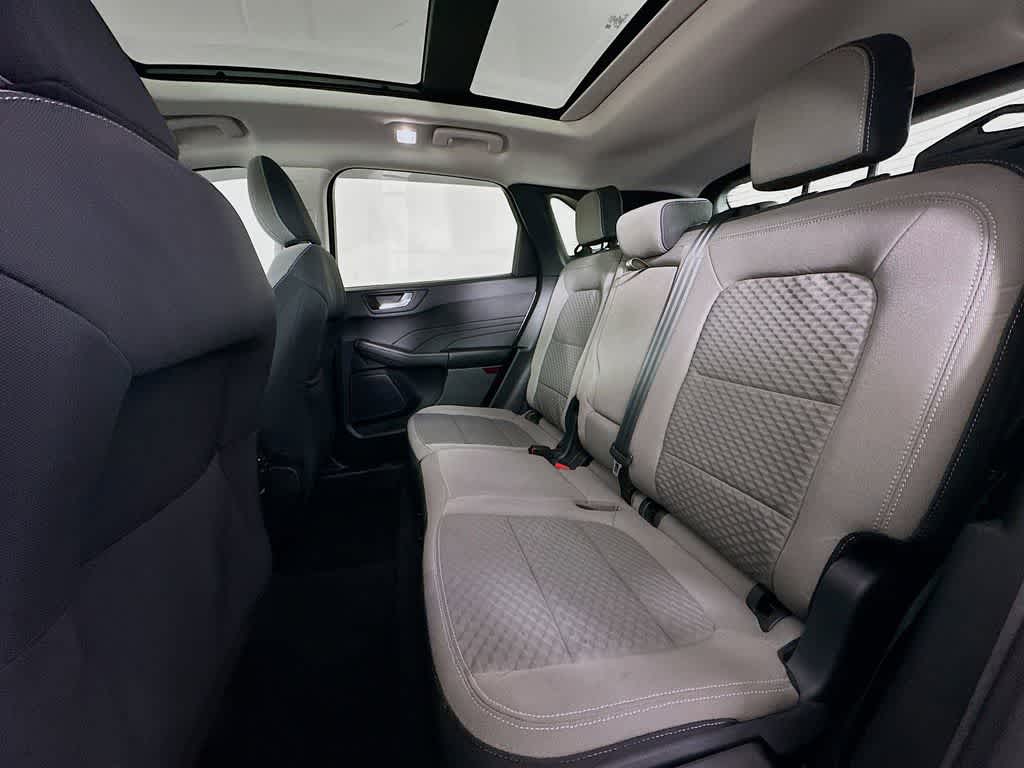 Thumbnail: 2021 Ford Escape - 14