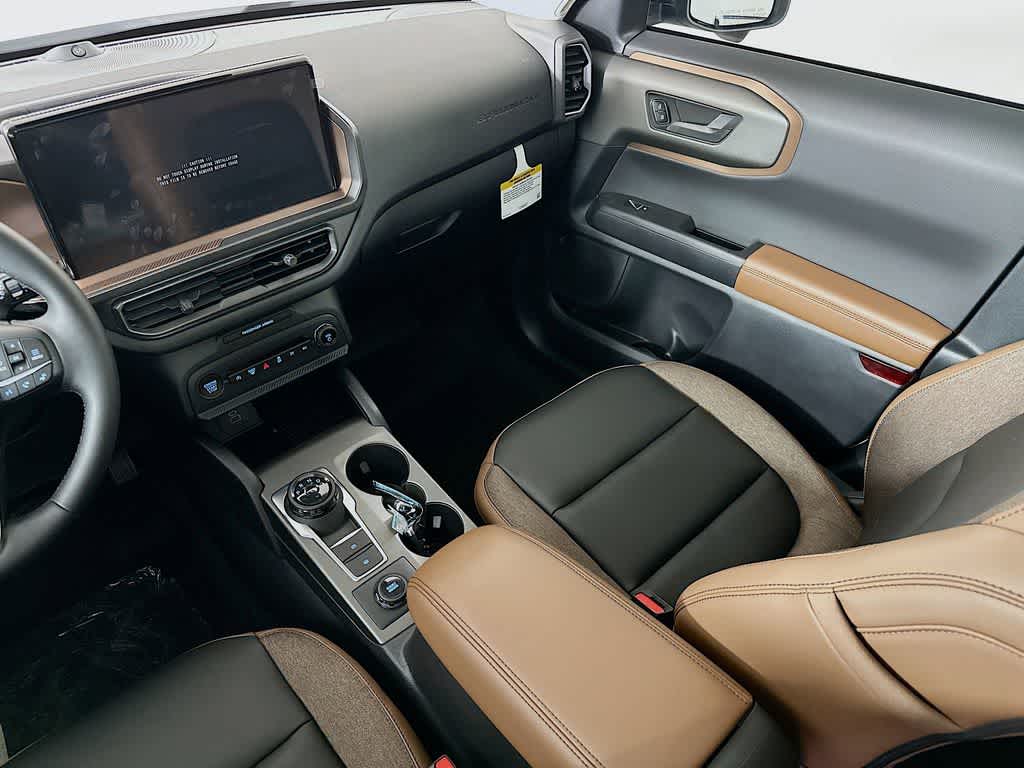 Thumbnail: 2025 Ford Bronco Sport - 11