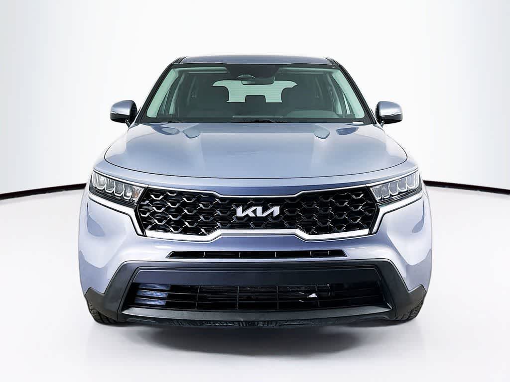 Thumbnail: 2023 Kia Sorento - 6