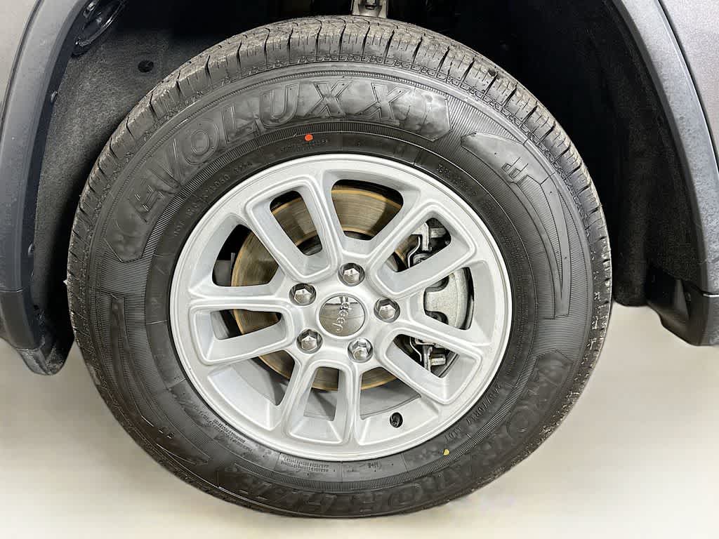 Thumbnail: 2020 Jeep Grand Cherokee - 7