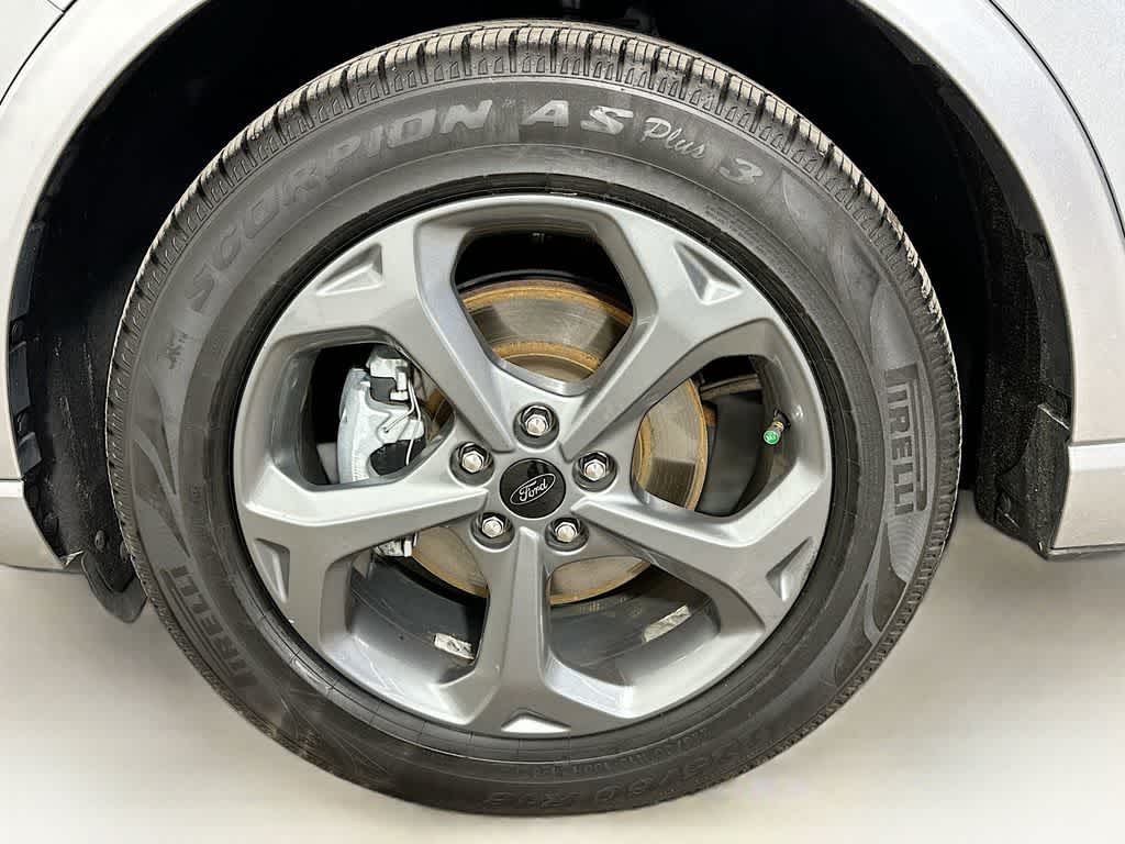 Thumbnail: 2023 Ford Escape - 8