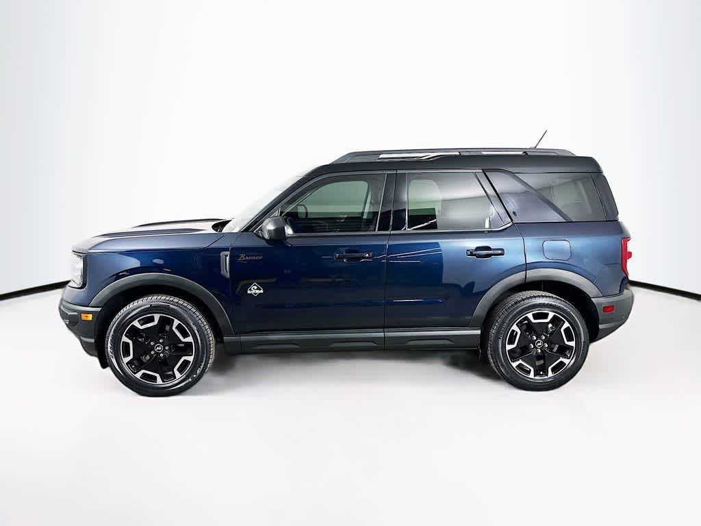 Thumbnail: 2021 Ford Bronco Sport - 3