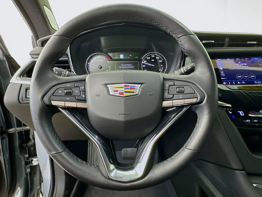 Thumbnail: 2025 Cadillac XT6 - 16