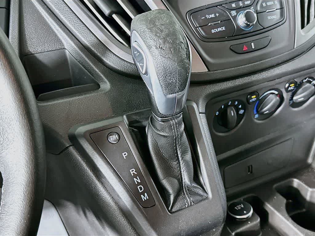 Thumbnail: 2017 Ford Transit Series - 17