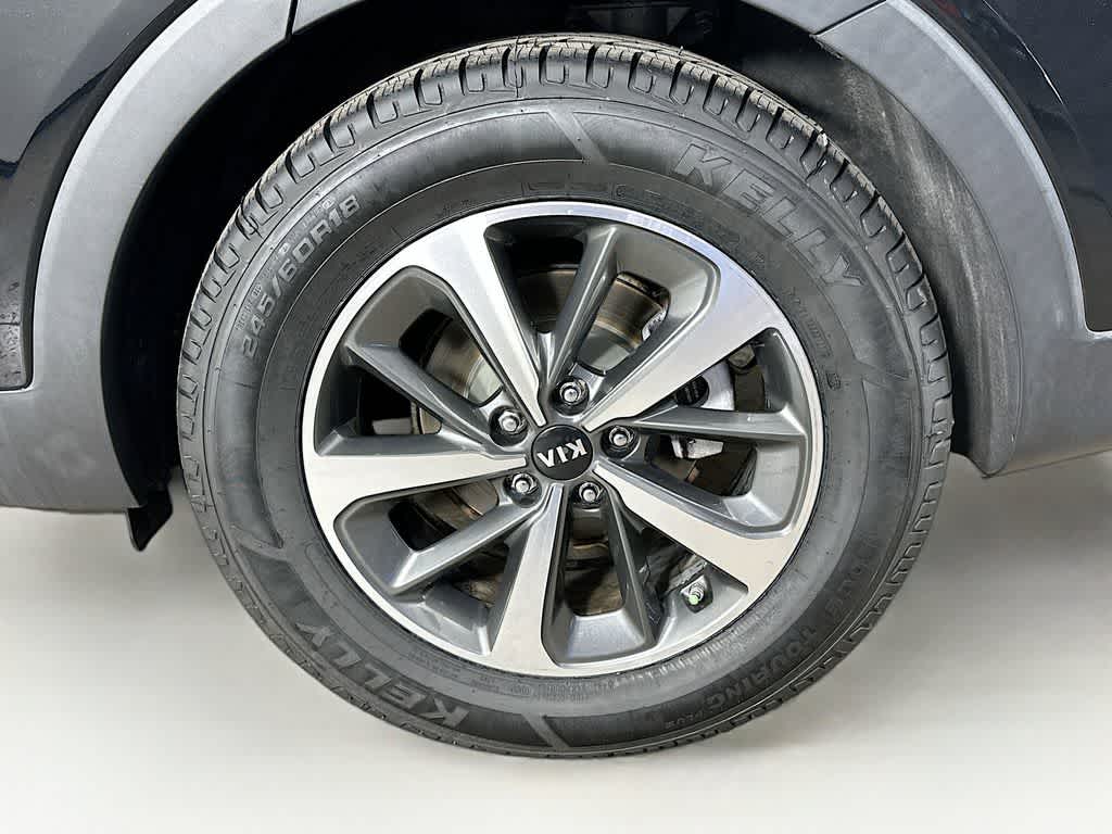 Thumbnail: 2019 Kia Sorento - 8
