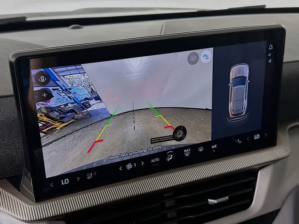 2025 Ford Explorer Active 28