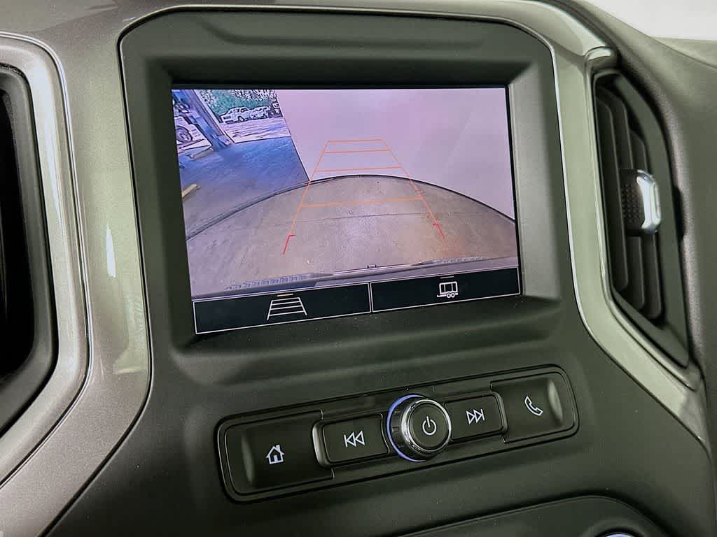 Thumbnail: 2022 Chevrolet Silverado 1500 - 26