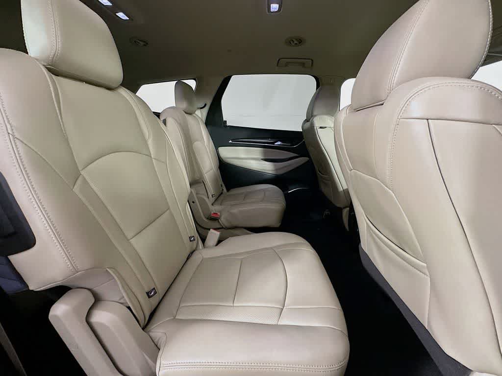 2018 Buick Enclave Essence 31
