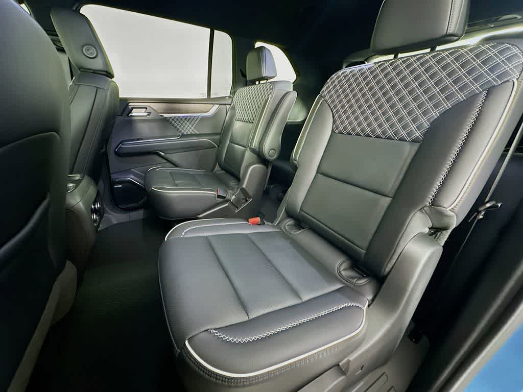 2025 GMC Acadia Denali 14