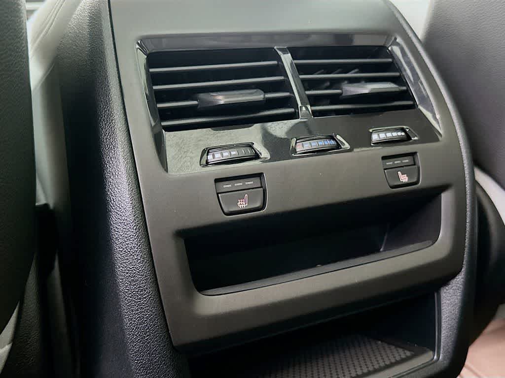 Thumbnail: 2024 BMW X5 - 13