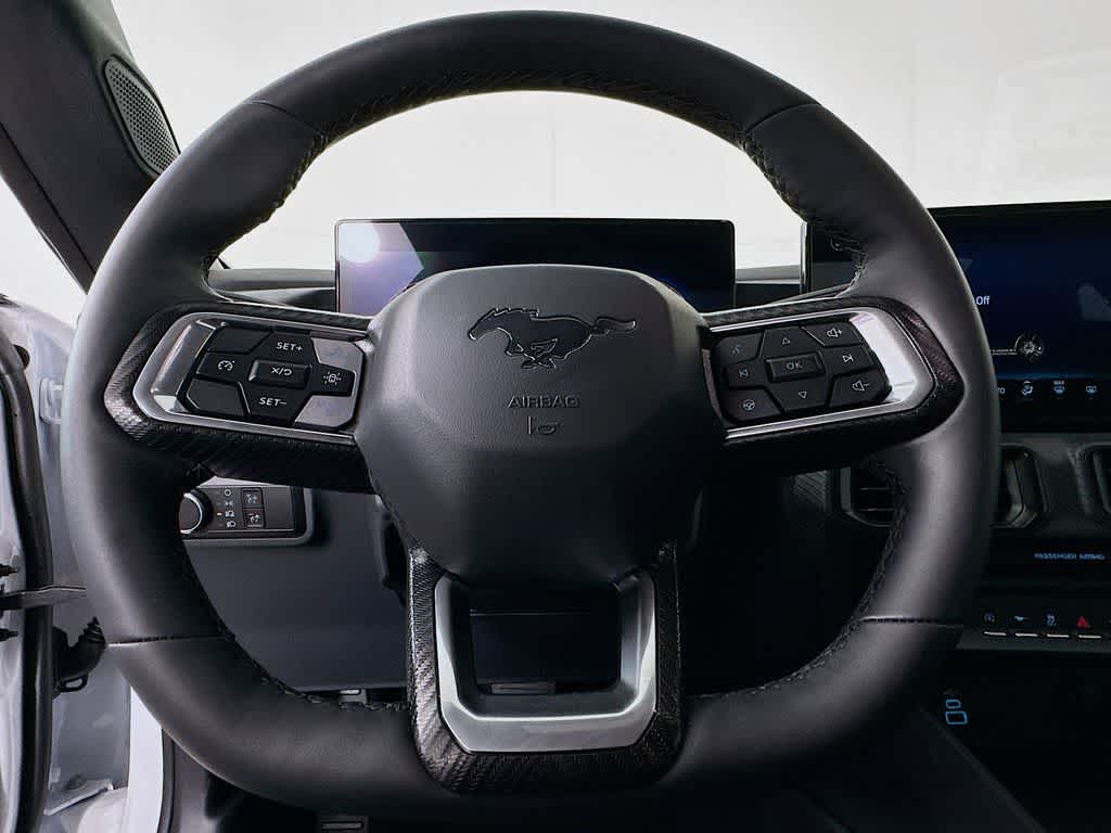 Thumbnail: 2025 Ford Mustang - 15