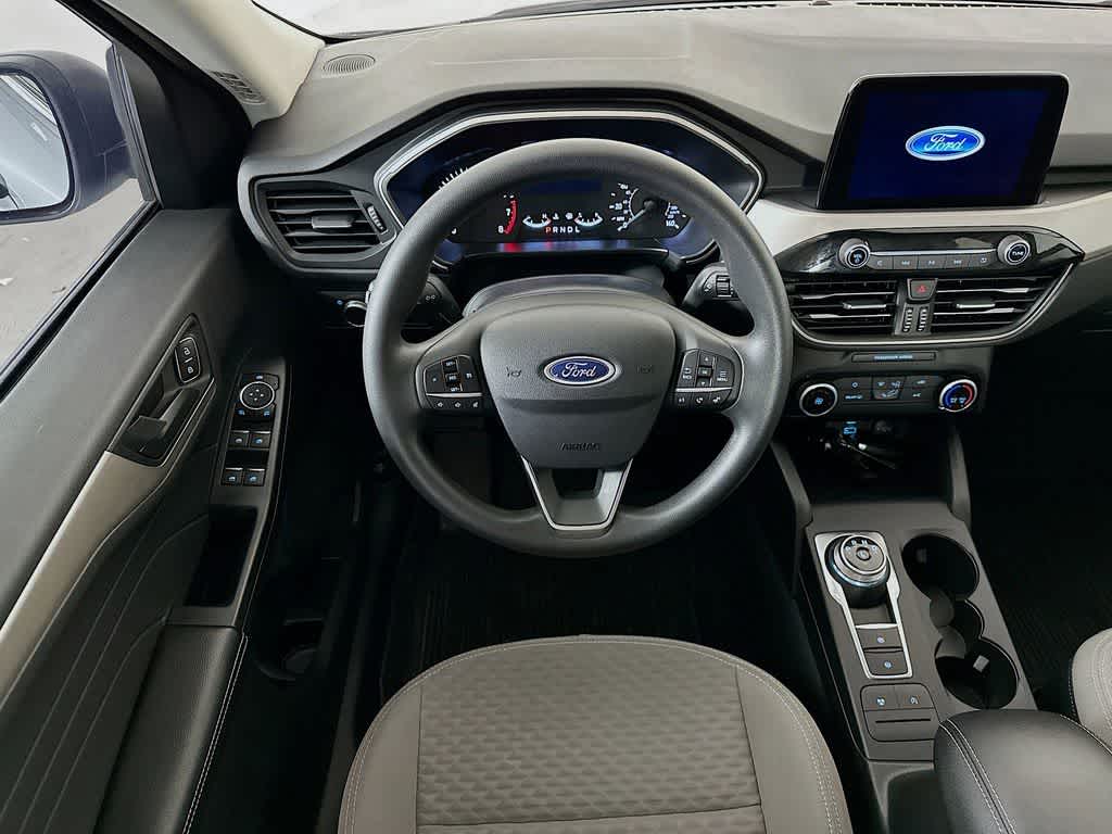 Thumbnail: 2022 Ford Escape - 10