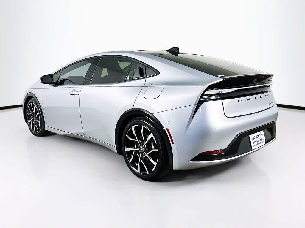 Thumbnail: 2025 Toyota Prius - 4