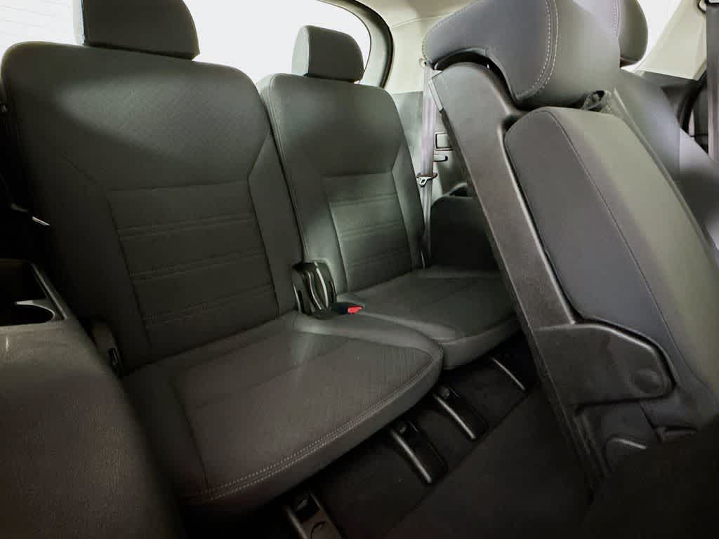 Thumbnail: 2016 Kia Sorento - 31