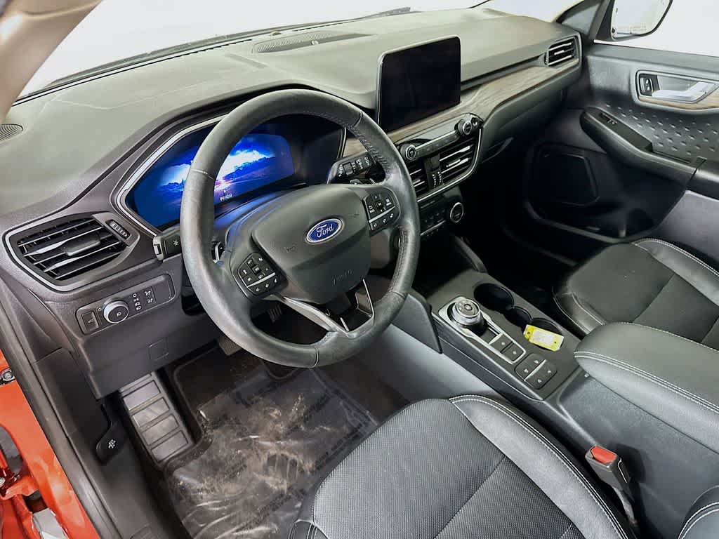 Thumbnail: 2020 Ford Escape - 2