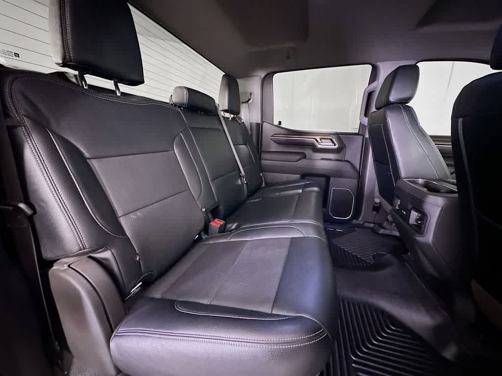 Thumbnail: 2023 Chevrolet Silverado 1500 - 30