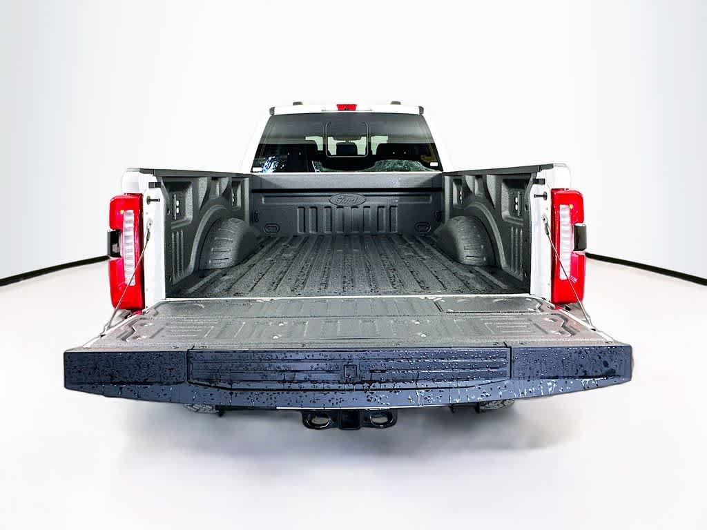 2025 Ford F-250  21
