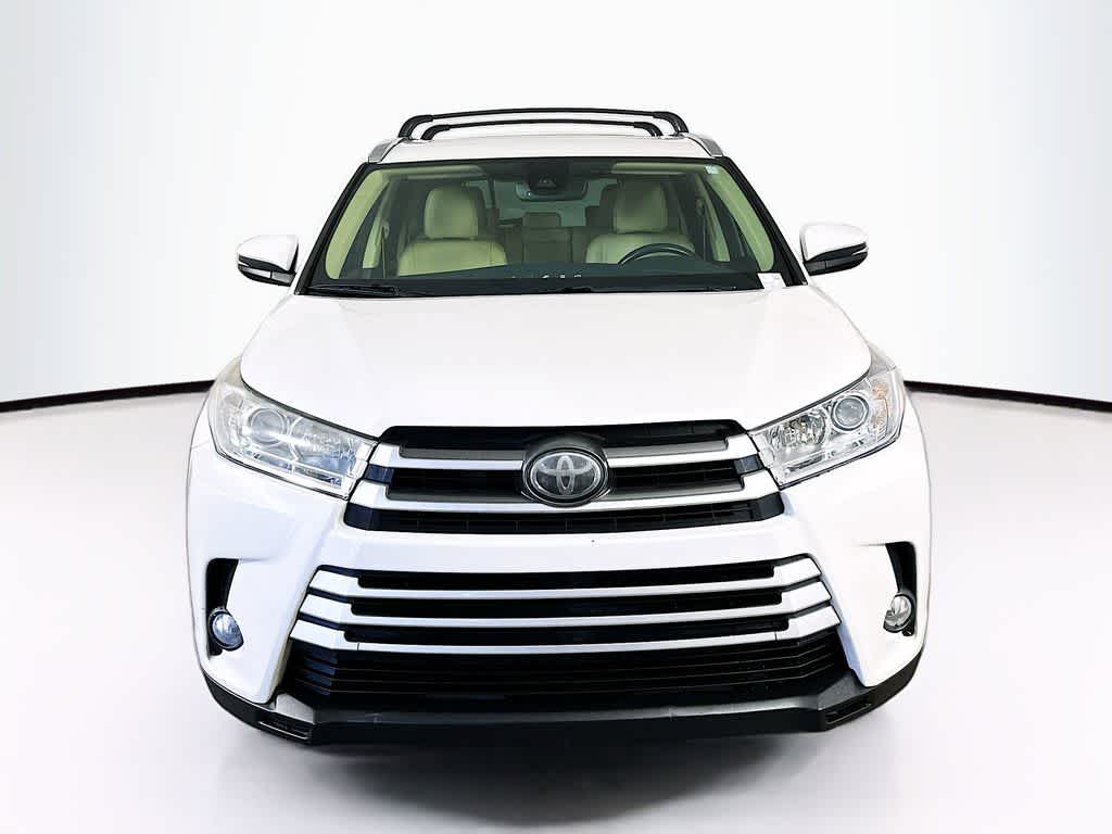 Thumbnail: 2017 Toyota Highlander - 6