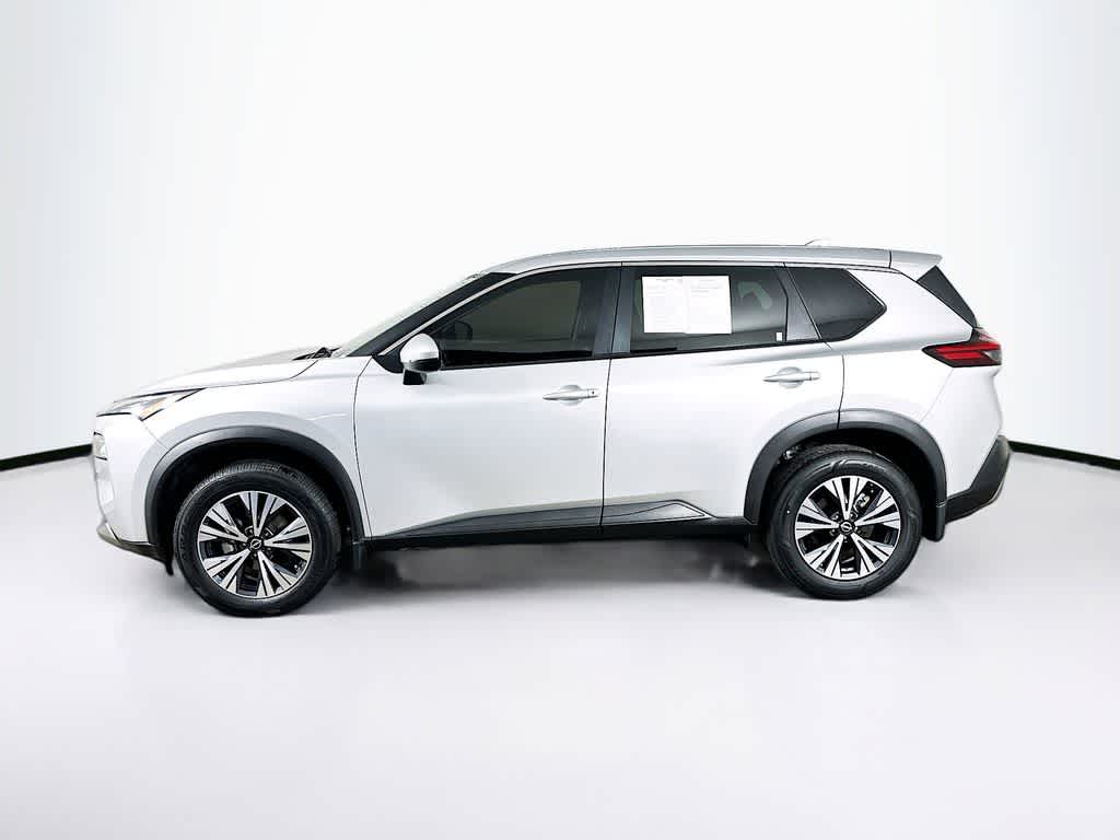 Thumbnail: 2022 Nissan Rogue - 3