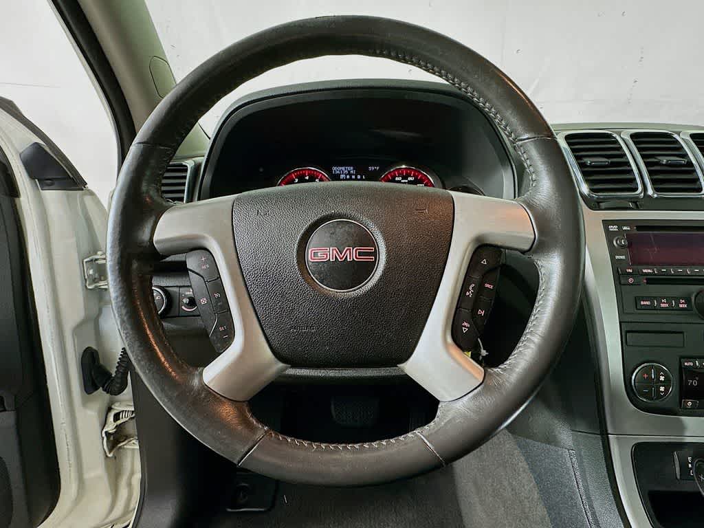 Thumbnail: 2012 GMC Acadia - 16