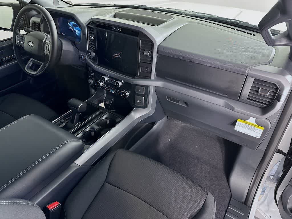 Thumbnail: 2025 Ford F-150 - 33