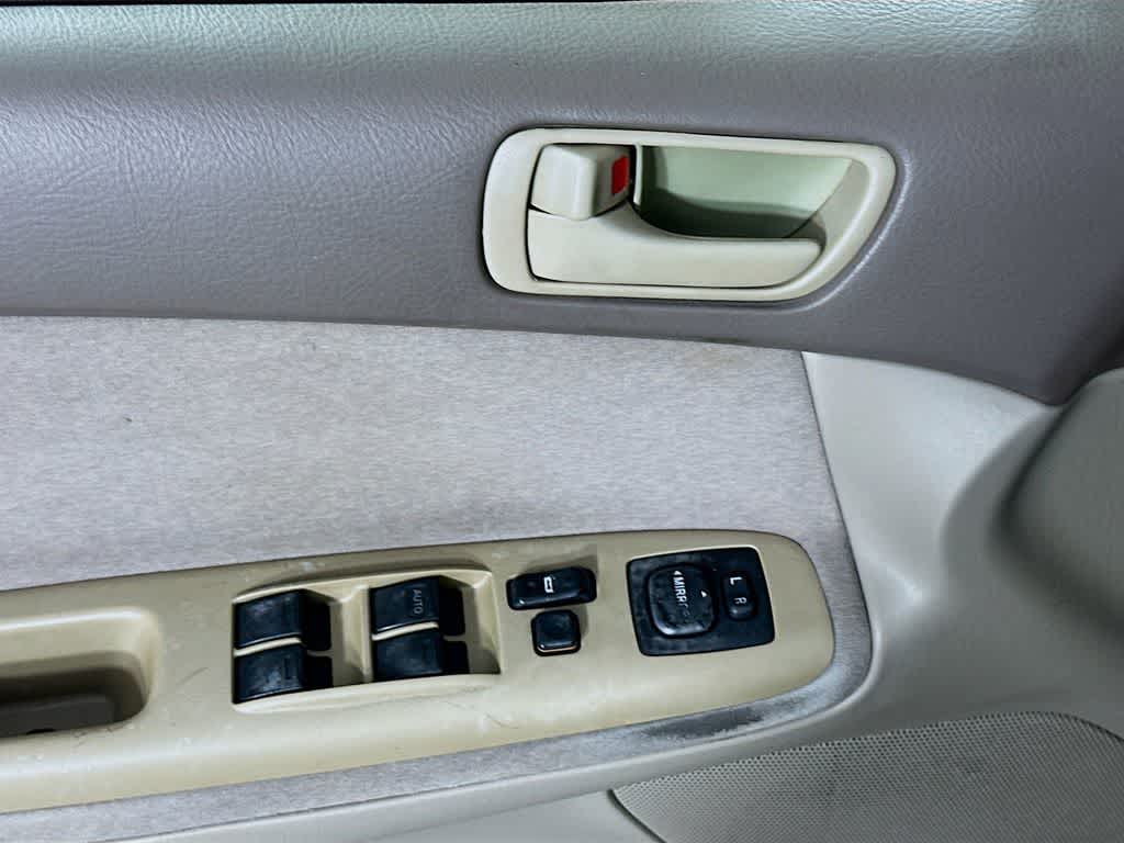 Thumbnail: 2003 Toyota Camry - 27