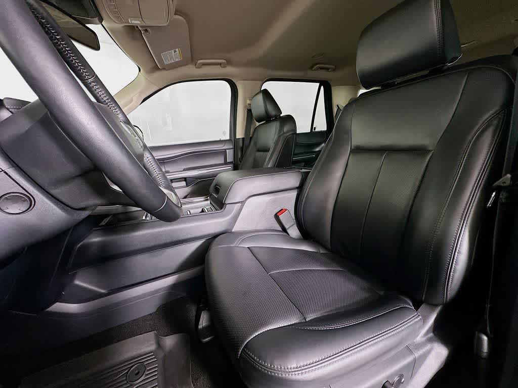 Thumbnail: 2022 Ford Expedition - 12
