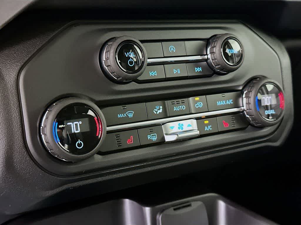 Thumbnail: 2025 Ford Bronco - 18