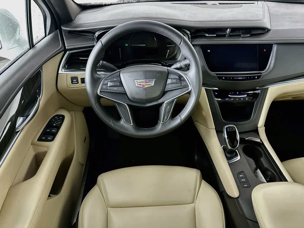 Thumbnail: 2018 Cadillac XT5 - 10