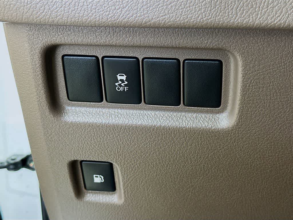 Thumbnail: 2016 Lexus GX - 28