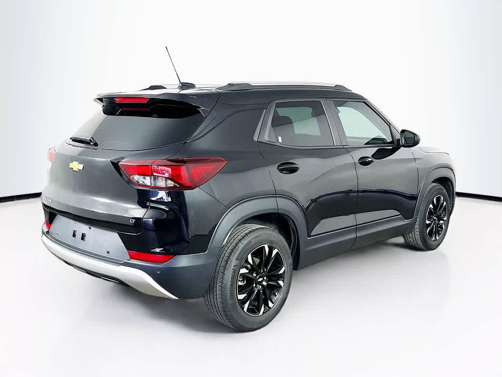 Thumbnail: 2023 Chevrolet TrailBlazer - 24