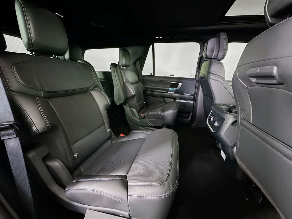 Thumbnail: 2026 Ford Expedition - 34