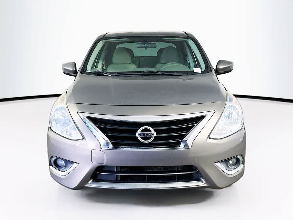 Thumbnail: 2016 Nissan Versa - 6