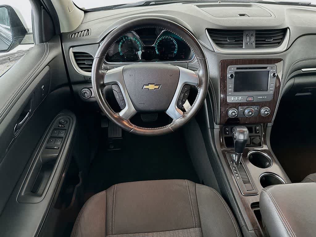 Thumbnail: 2017 Chevrolet Traverse - 10
