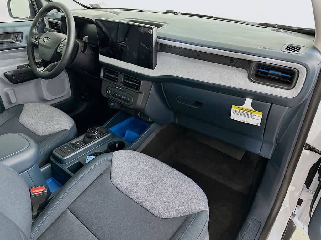 Thumbnail: 2025 Ford Maverick - 33