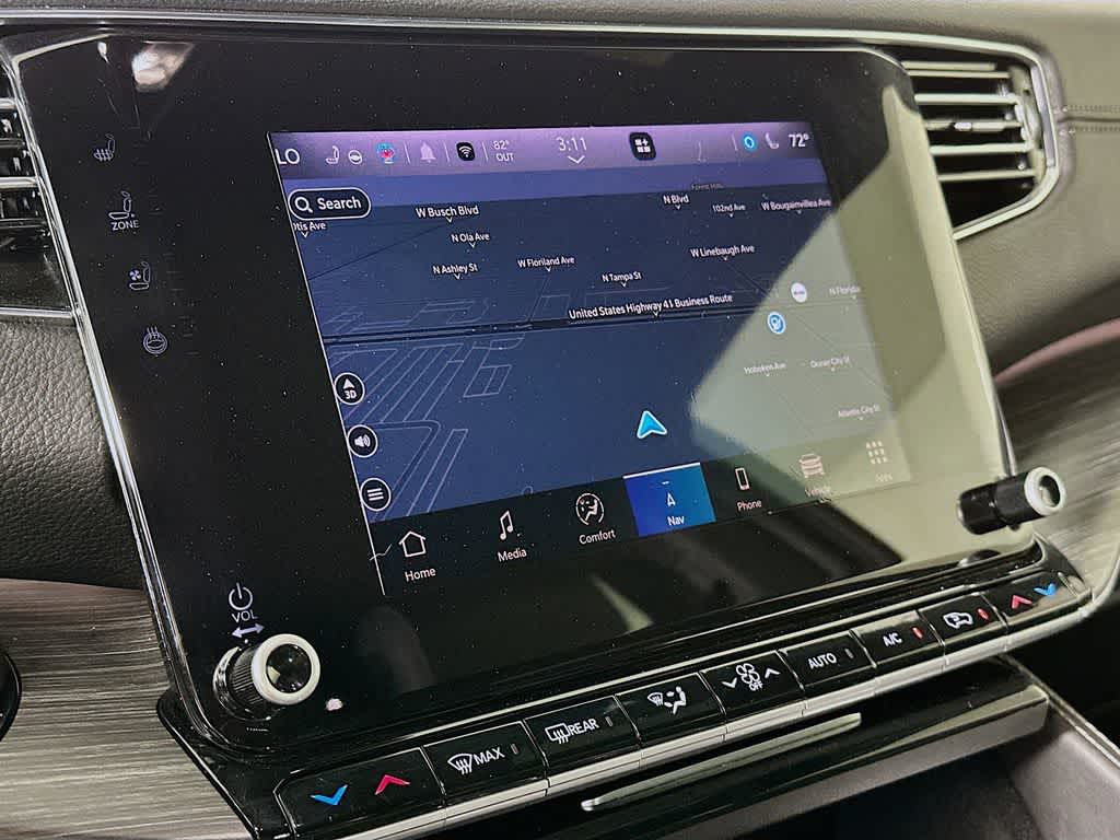 Thumbnail: 2023 Jeep Wagoneer - 27