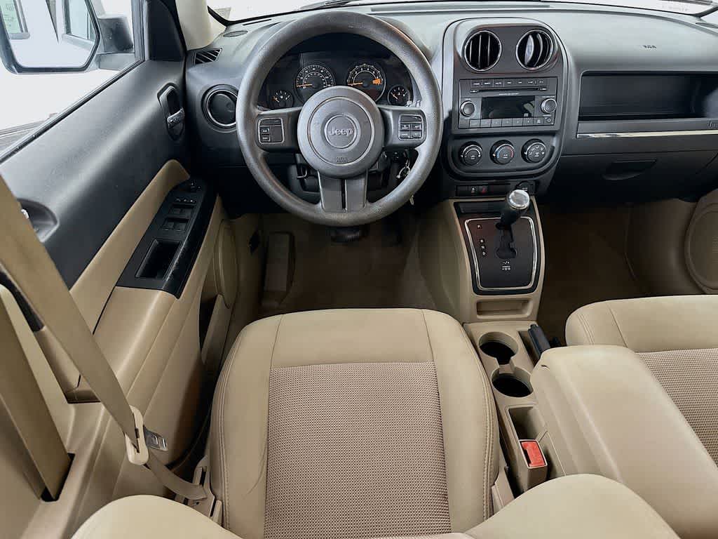 Thumbnail: 2014 Jeep Patriot - 10